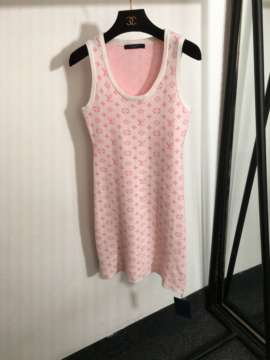 Louis Vuitton Ropa Vestidos Camiseta de tirantes Caqui Rosa Tejido