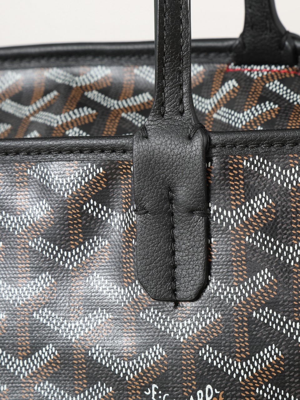 NO:619204,020323 Black details close-up, Goya [original]19860909020323黑色细节特写,戈雅【原厂】,Bag