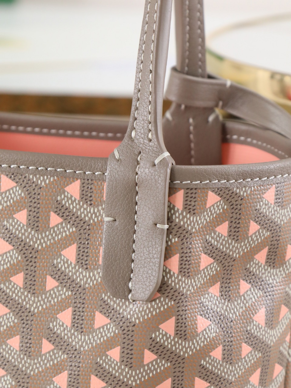 NO:618335,020660-1 Item No. 2321 Multi-angle detail close-up, Goya [original factory]19860909020660-1 货号2321 多角度细节特写,戈雅【原厂】,Bag