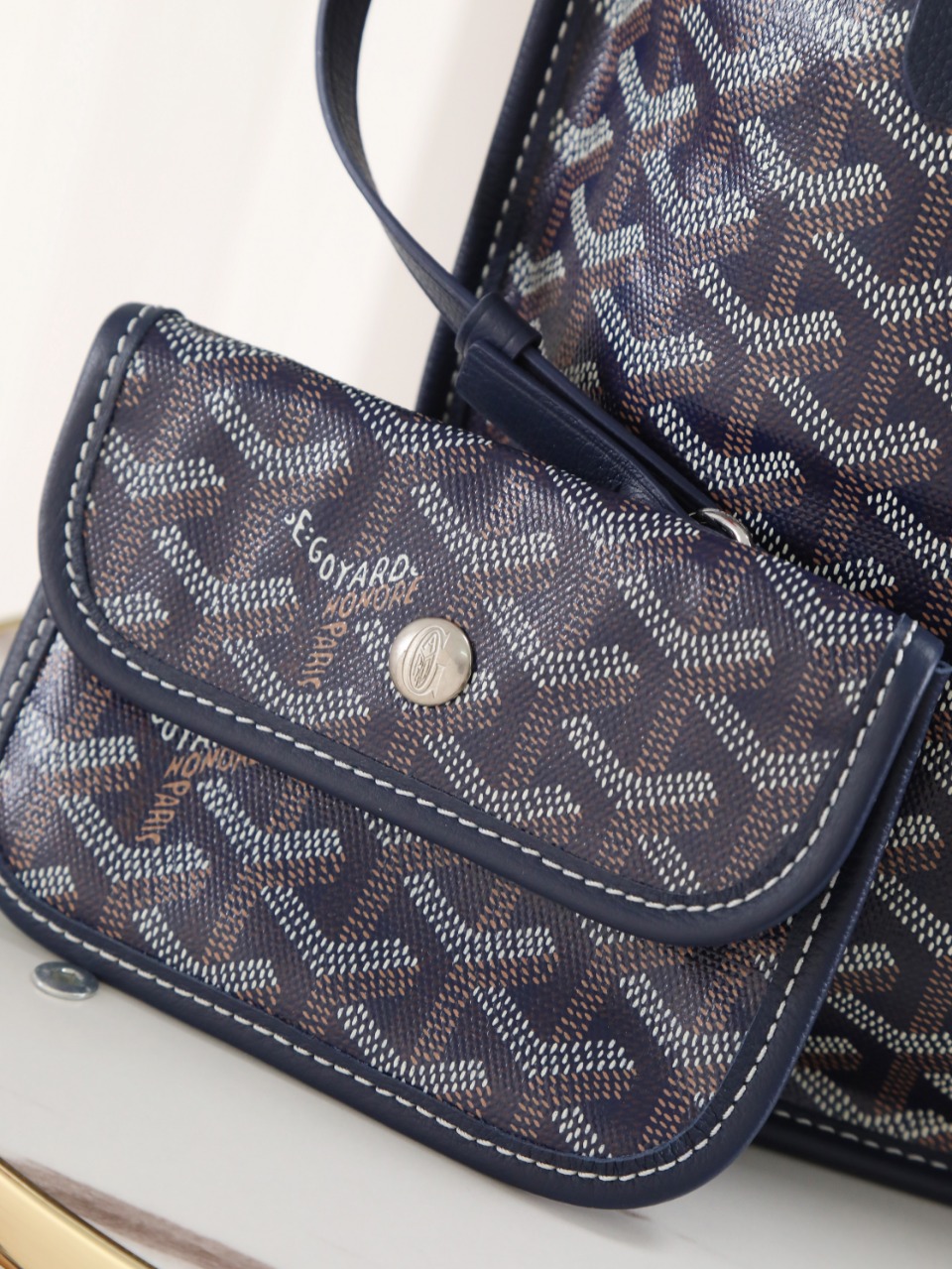 NO:618405,020660-1 Item No. 2321 Multi-angle detail close-up, Goya [original factory]19860909020660-1 货号2321 多角度细节特写,戈雅【原厂】,Bag