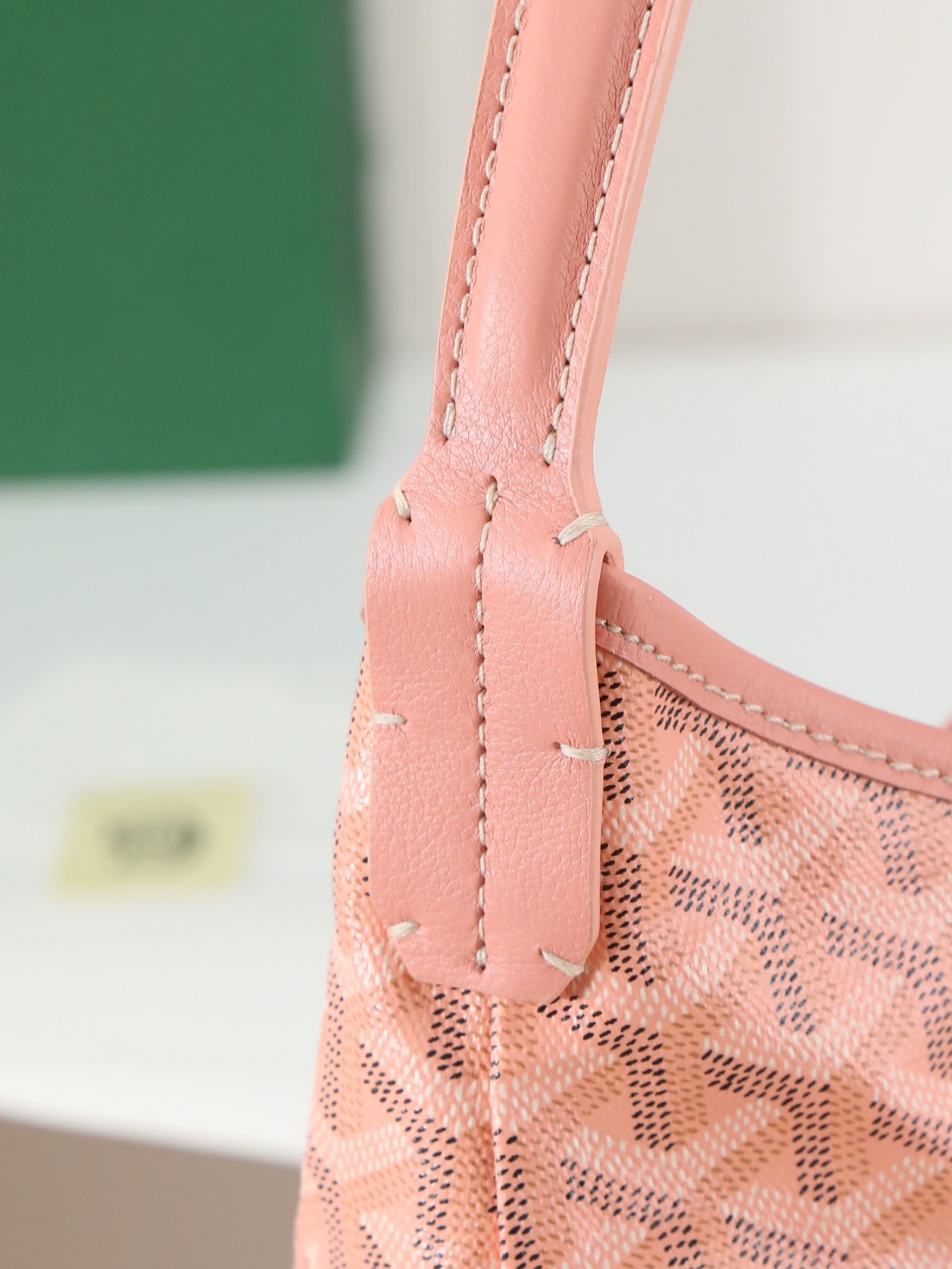 NO:618407,03 Close-up of pink details, Goya [original factory]1986090903粉色细节特写,戈雅【原厂】,Bag