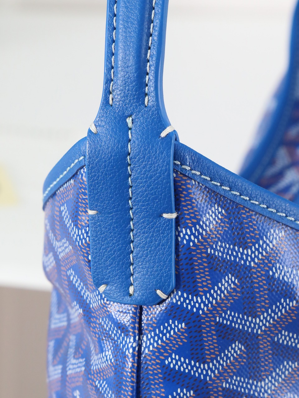 NO:618412,03 Sky blue detail close-up, Goya [original]1986090903天蓝细节特写,戈雅【原厂】,Bag