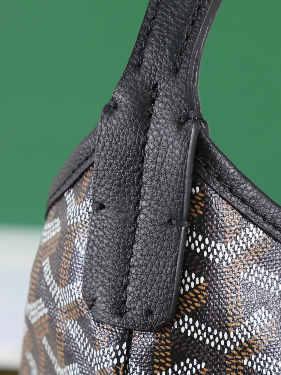 NO:618417,03 Close-up of black details, Goya [original factory]1986090903黑色细节特写,戈雅【原厂】,Bag