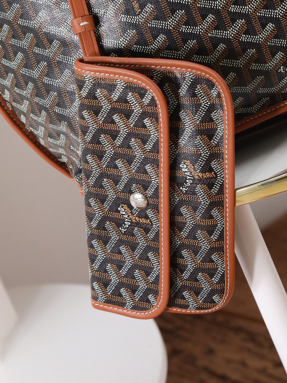 NO:618429,020166m Brown detail close-up, Goya [original]19860909020166m棕色细节特写,戈雅【原厂】,Bag