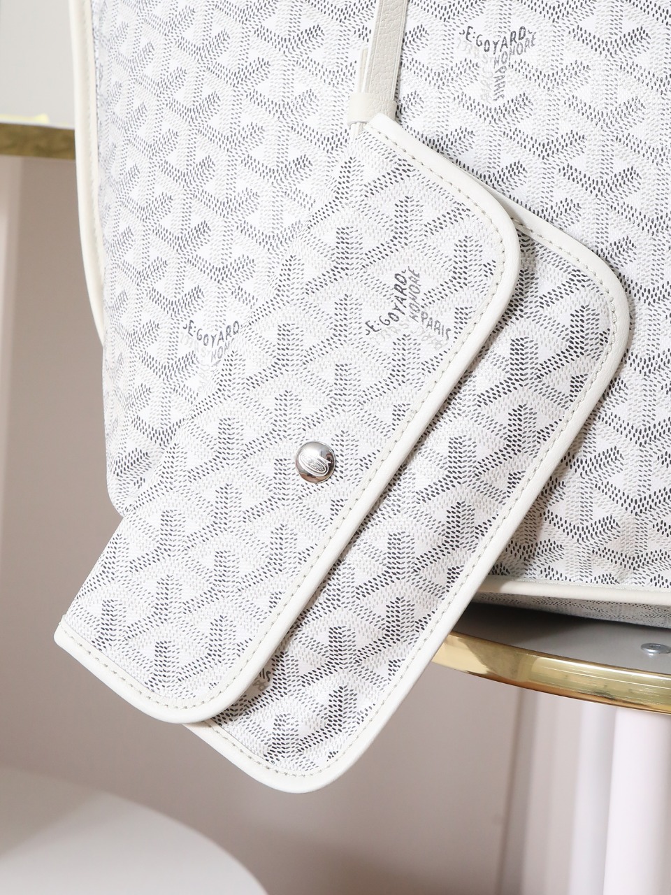 NO:618472,020166L white detail close-up, Goya [original]19860909020166L白色细节特写,戈雅【原厂】,Bag