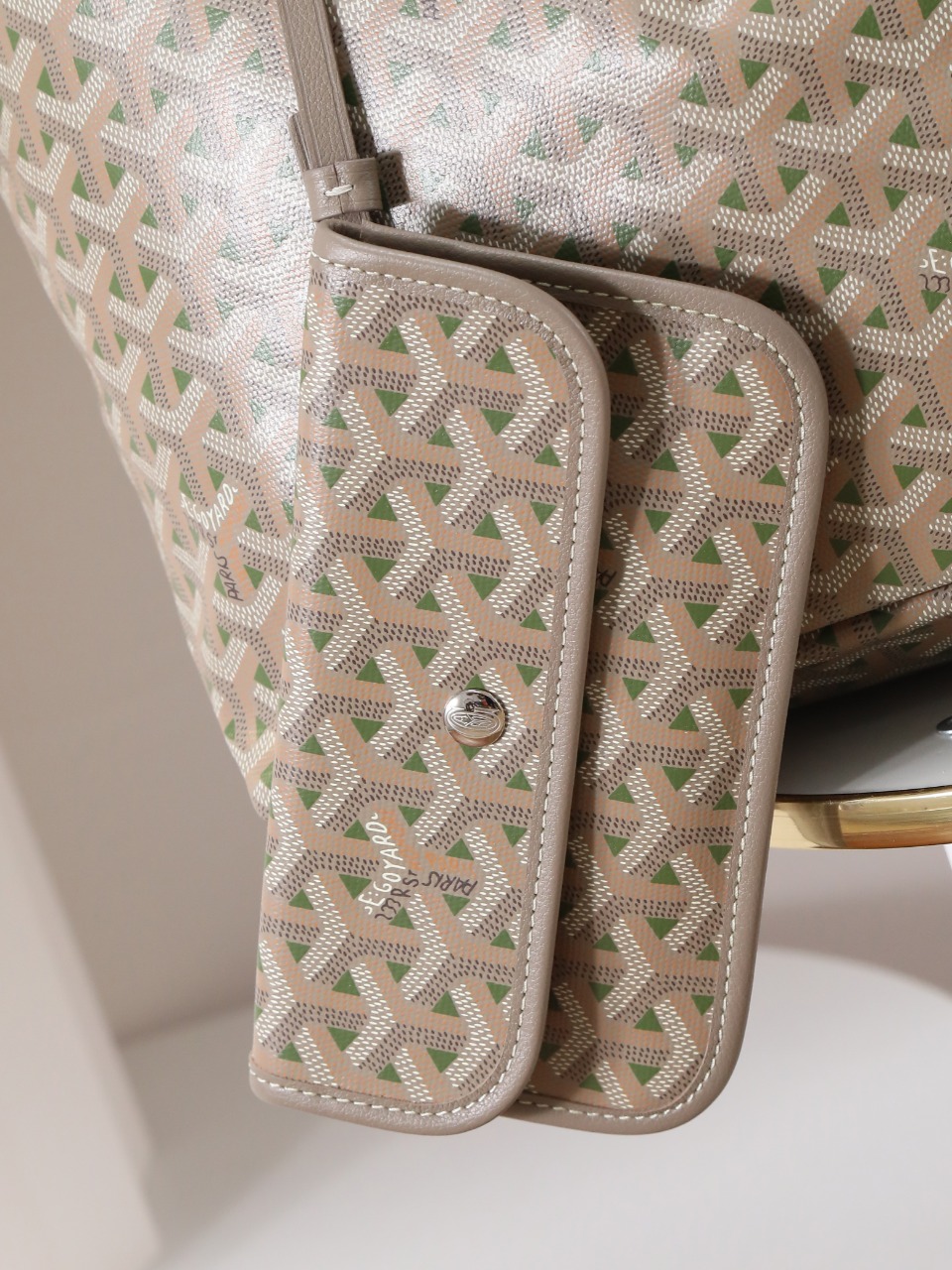 NO:618602,020146L coffee green, Goya [original factory]19860909020146L咖绿,戈雅【原厂】,Bag