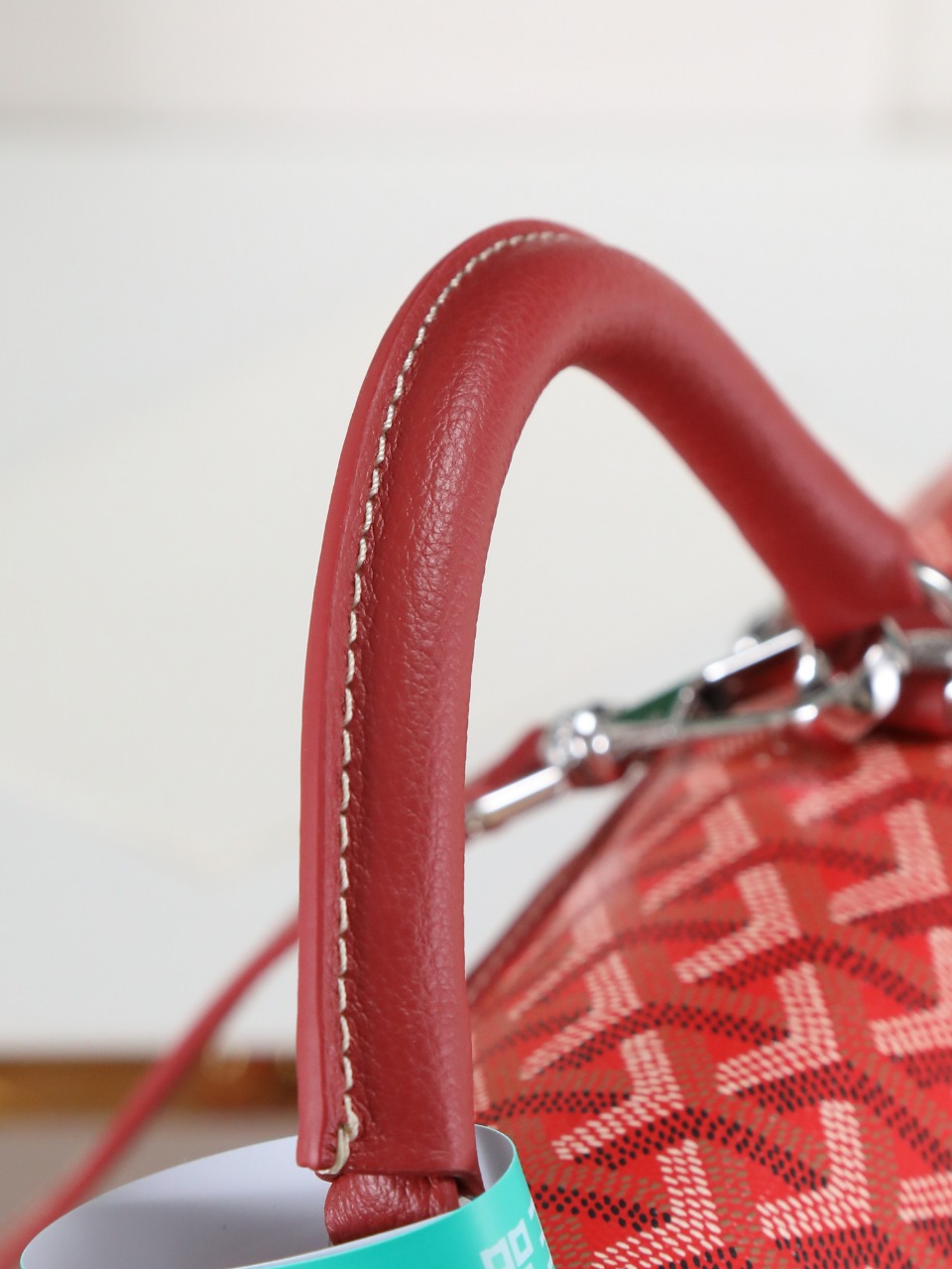 NO:618617,07 Close-up of red details, Goya [original factory]1986090907红色细节特写,戈雅【原厂】,Bag