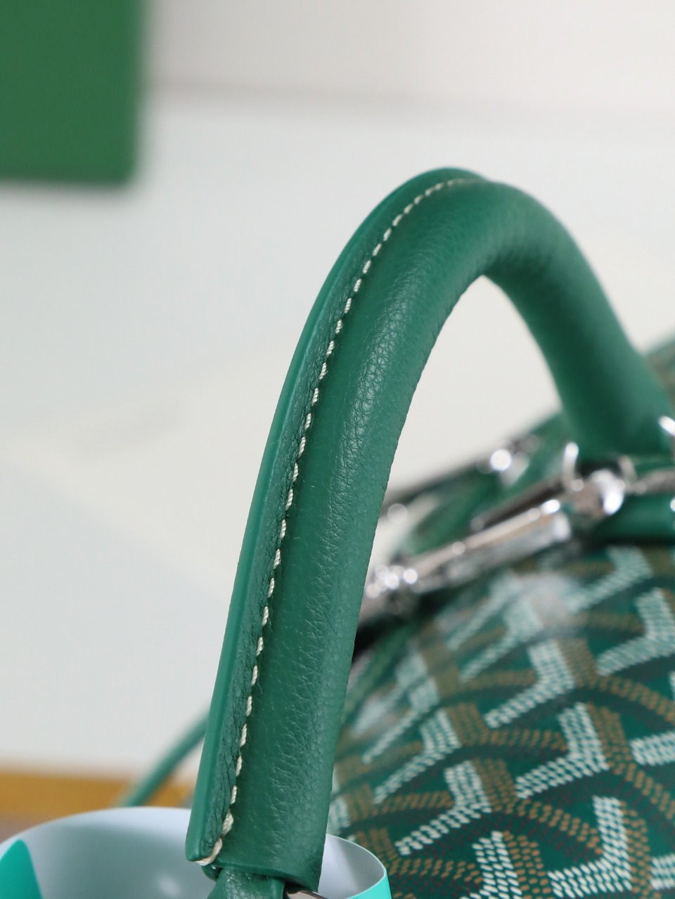 NO:618627,07 Close-up of green details, Goya [original factory]1986090907绿色细节特写,戈雅【原厂】,Bag