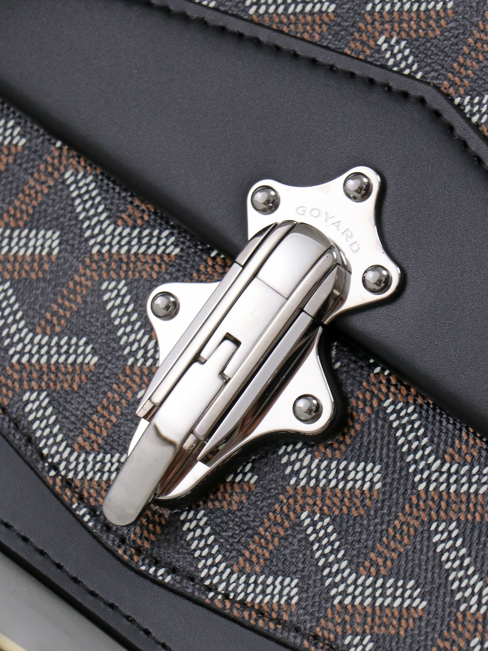 NO:618645,01 Close-up of black details, Goya [original factory]1986090901黑色细节特写,戈雅【原厂】,Bag