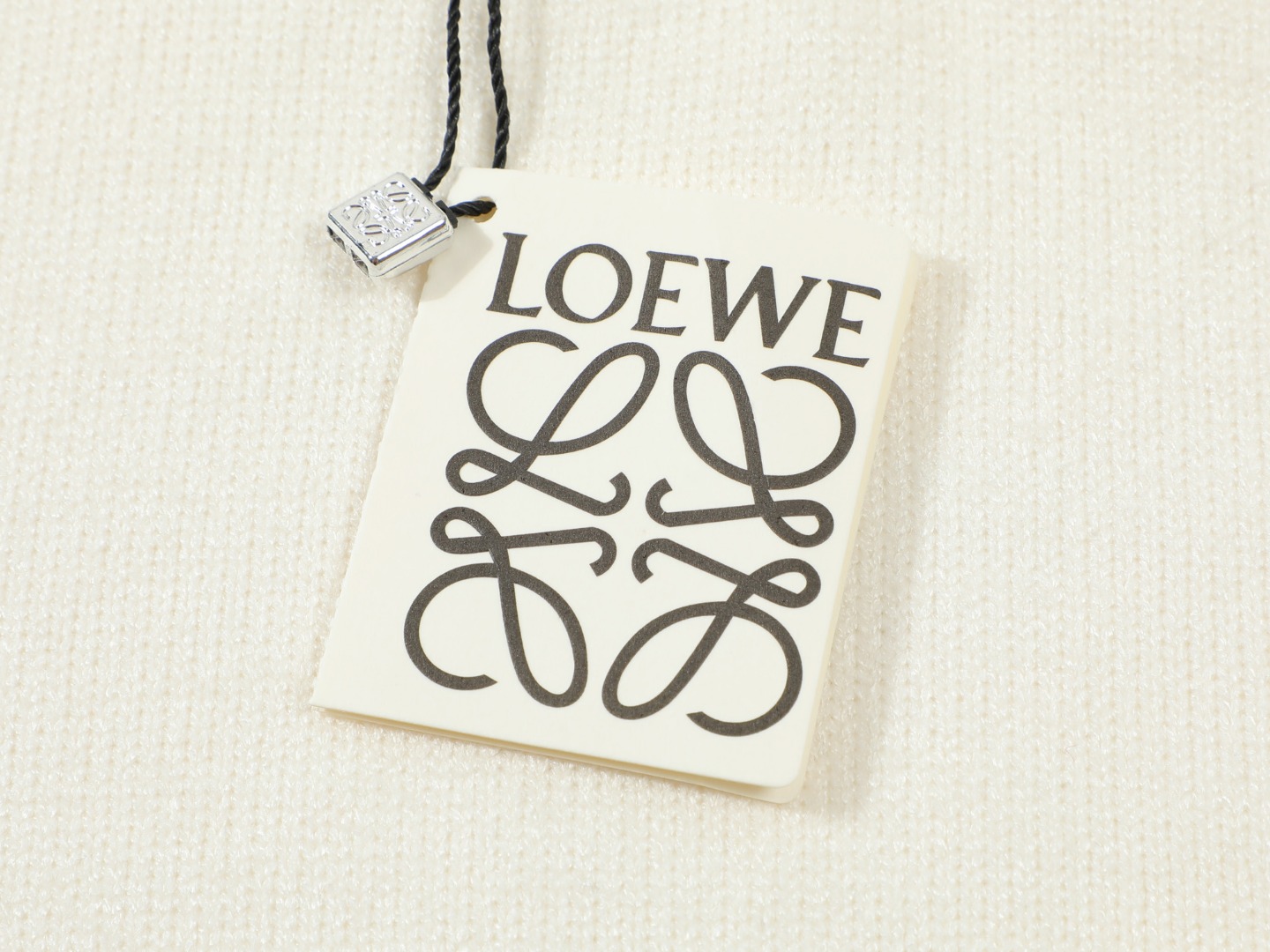 2024ss Loewe Pocket Embroidery Sweater: High Quality, Stylish, Comfortable, Gender Neutral - 图片 6