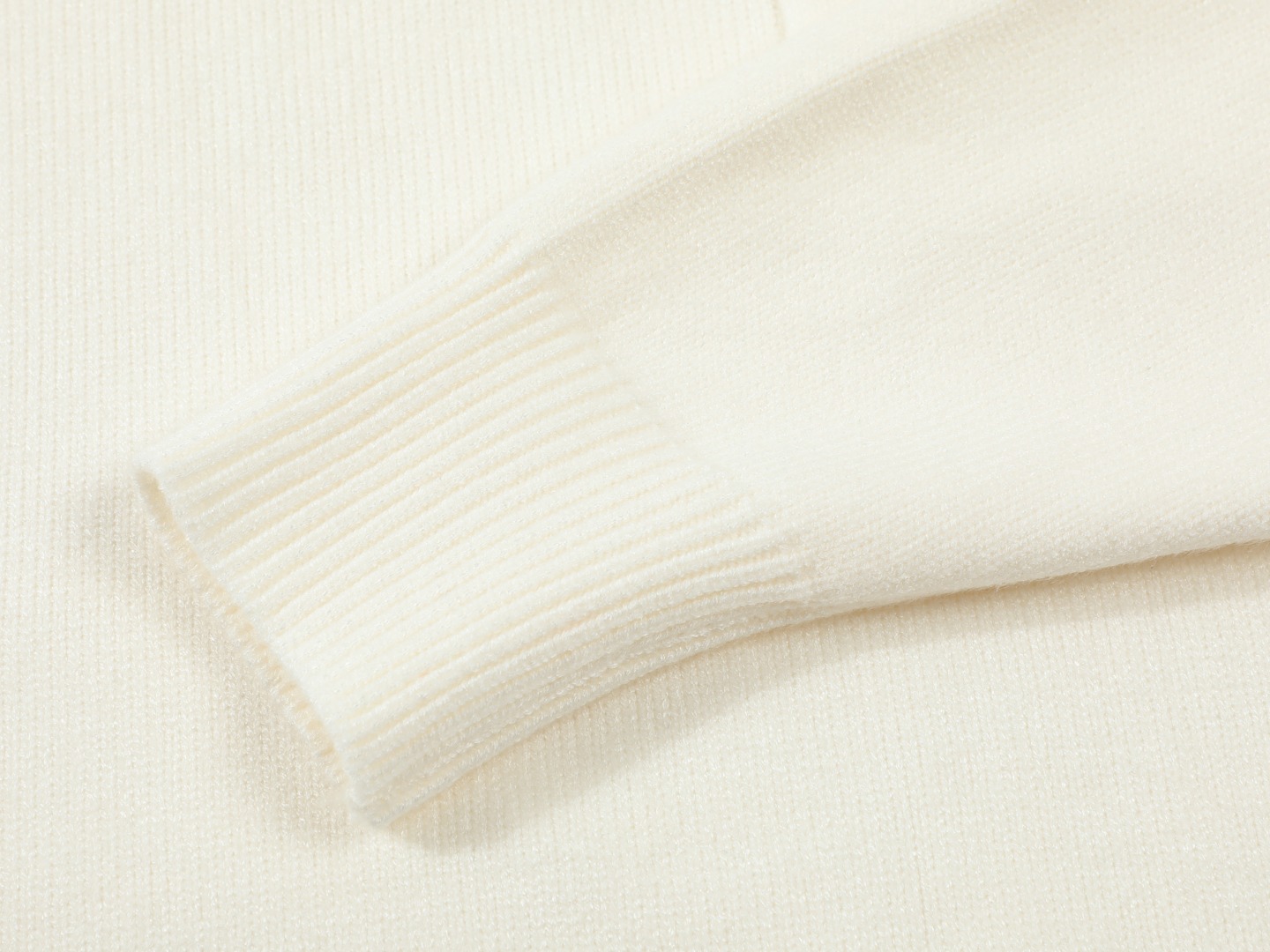2024ss Loewe Pocket Embroidery Sweater: High Quality, Stylish, Comfortable, Gender Neutral - 图片 8