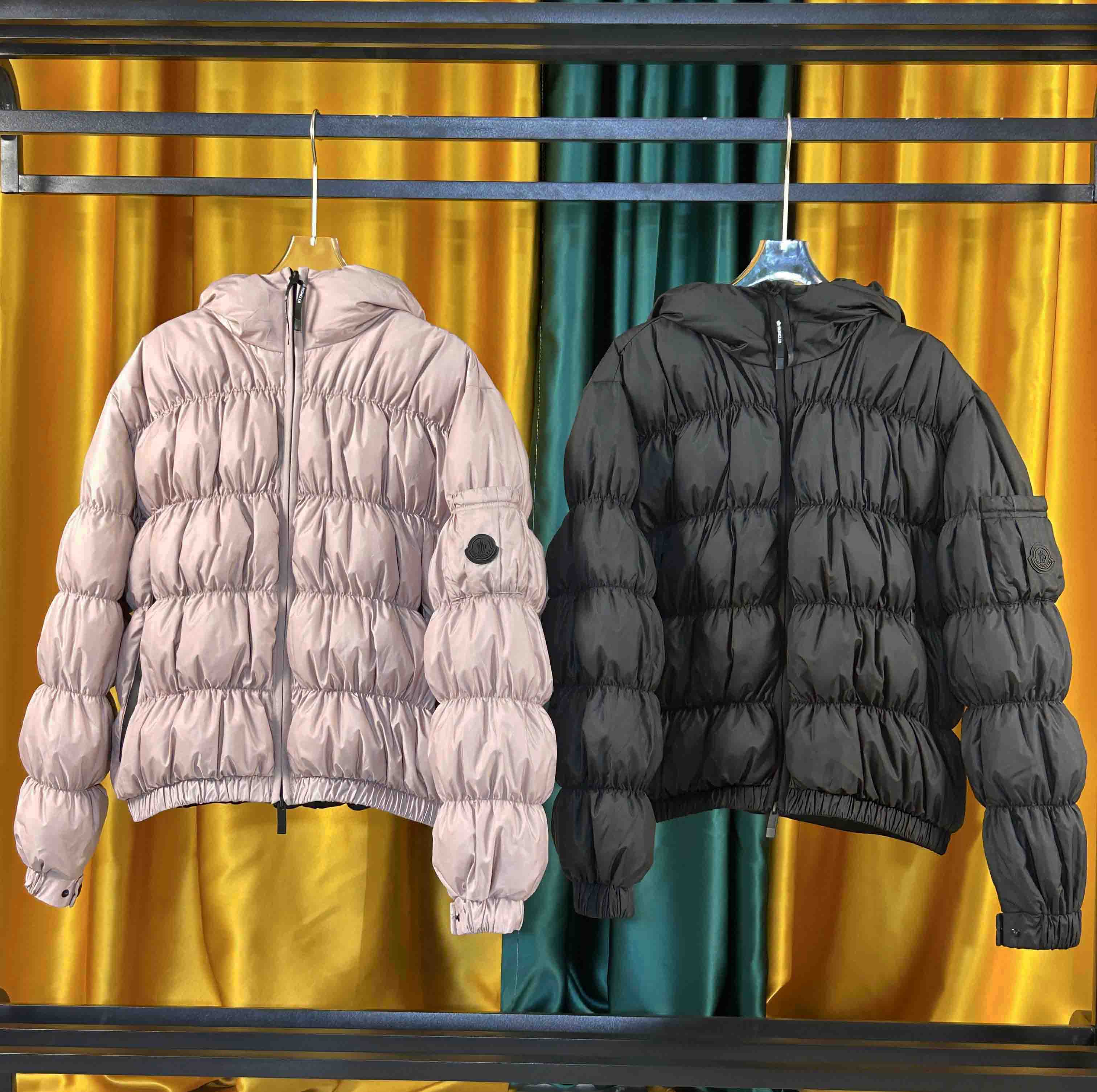 mc2024 nuevo estilo, súper lindo, femenino, chaqueta corta de plumón tipo oruga, colores: rosa empolvado, negro, número…