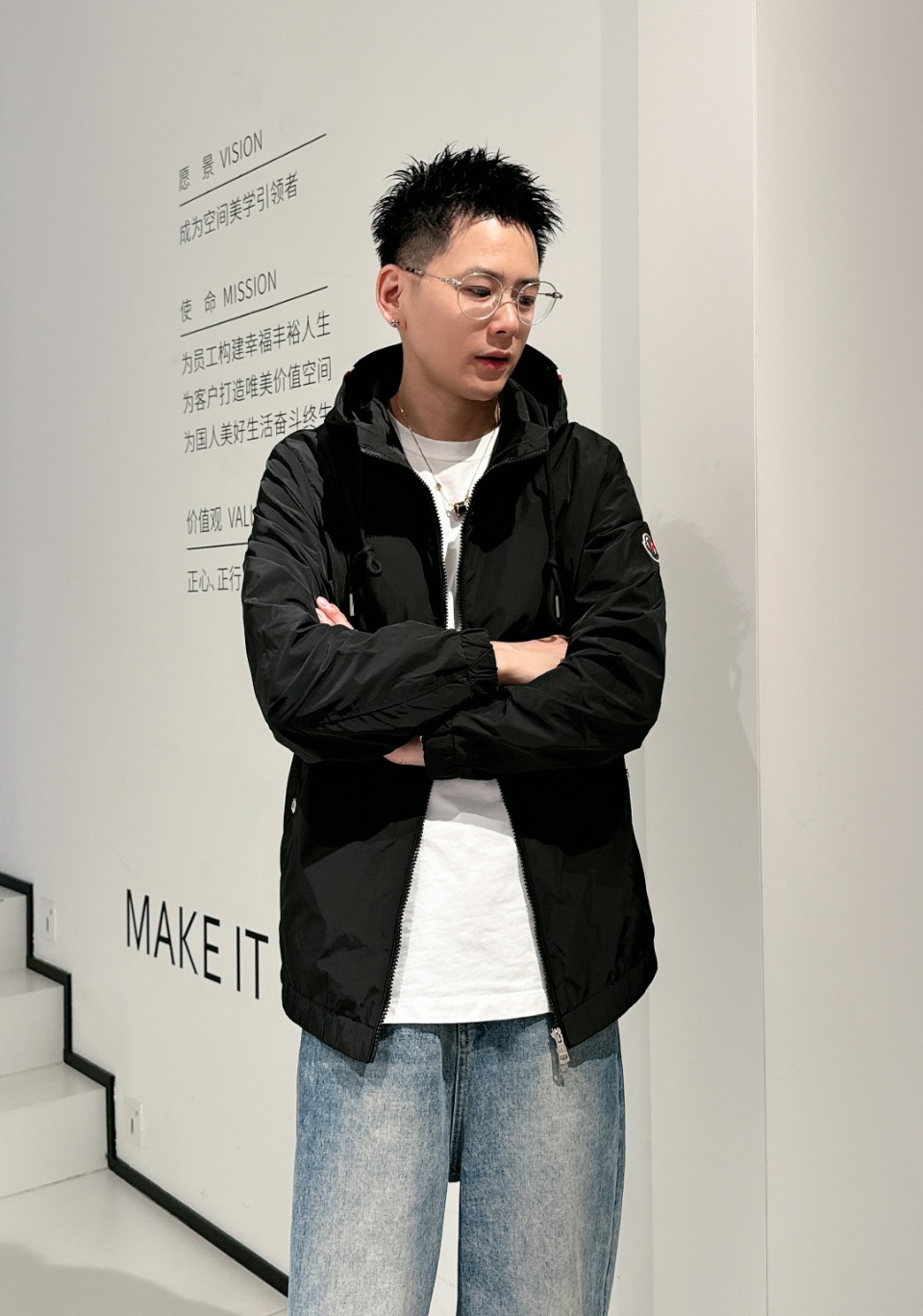 NO:530485,The new men's jacket for 2025 autumn, the original single three-standard full high-end version!  Customized fabrics for counters are breathable and comfortable, with impeccable details, brand elements design concept, professional purchasing level reflects high quality. The feel is delicate and soft!  It is casually cut, with a great upper body style!  Code number M~XXXL, Moncler, jackets & coats, jackets & coats, alexander wang19860909蒙口 2025秋季新款男士夹克外套,原单三标齐全高端版本！专柜定制面料 透气舒适度高,细节无可挑剔,品牌元素设计理念,专业代购级体现高品质.手感细腻柔软！呈现休闲裁剪,上身版型超赞！码数M～XXXL,,Moncler,jackets & coats,jackets & coats,alexander wang,Men's clothing