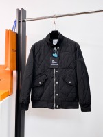 P375 encapuchado 2024 abrigo de algodón nuevo otoño, nuevo producto de exhibición‼ La calidad es perfecta, cómoda y cálida cuando se usa en ambos lados, el color completo de tres estándares y el color atractivo, y el diseño muy destacado avanza fácilmente la sensación de moda. ¡meticuloso! ¡Una obra maestra de un diseñador de renombre! ¡La parte superior del cuerpo no se ve hinchada y súper guapo! Número de código spot: m ~ xxxl 1 P375 encapuchado 2024 abrigo de algodón nuevo otoño, nuevo producto de exhibición‼ La calidad es perfecta, cómoda y cálida cuando se usa en ambos lados, el color completo de tres estándares y el color atractivo, y el diseño muy destacado avanza fácilmente la sensación de moda. ¡meticuloso! ¡Una obra maestra de un diseñador de renombre! ¡La parte superior del cuerpo no se ve hinchada y súper guapo! Número de código spot: m ~ xxxl