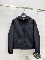 Apoya a la devolución de año nuevo e intercambio P375 Prada 2024 Autumn and Winter New informal y de moda Chaqueta de algodón de algodón de algodón de moda, estilo de diseño de súper vanguardia, delicado y cómodo, muy ligero y no fácil de arrugas. Múltiple artesanía El diseño general es bastante visual, la parte superior del cuerpo es informal y elegante, con un cierto grado de claridad, y definitivamente se recomienda estar en el temperamento de moda de vanguardia, imprescindible para el ocio urbano. Tamaño M-XXXL (175 140 Catties Wear L Máximo Desgaste 195 Catties) 1 Apoya a la devolución de año nuevo e intercambio P375 Prada 2024 Autumn and Winter New informal y de moda Chaqueta de algodón de algodón de algodón de moda, estilo de diseño de súper vanguardia, delicado y cómodo, muy ligero y no fácil de arrugas. Múltiple artesanía El diseño general es bastante visual, la parte superior del cuerpo es informal y elegante, con un cierto grado de claridad, y definitivamente se recomienda estar en el temperamento de moda de vanguardia, imprescindible para el ocio urbano. Tamaño M-XXXL (175 140 Catties Wear L Máximo Desgaste 195 Catties)